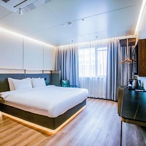 Standard Double Room No